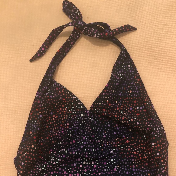 Halter-backless bikini 💕 - Picture 1 of 4